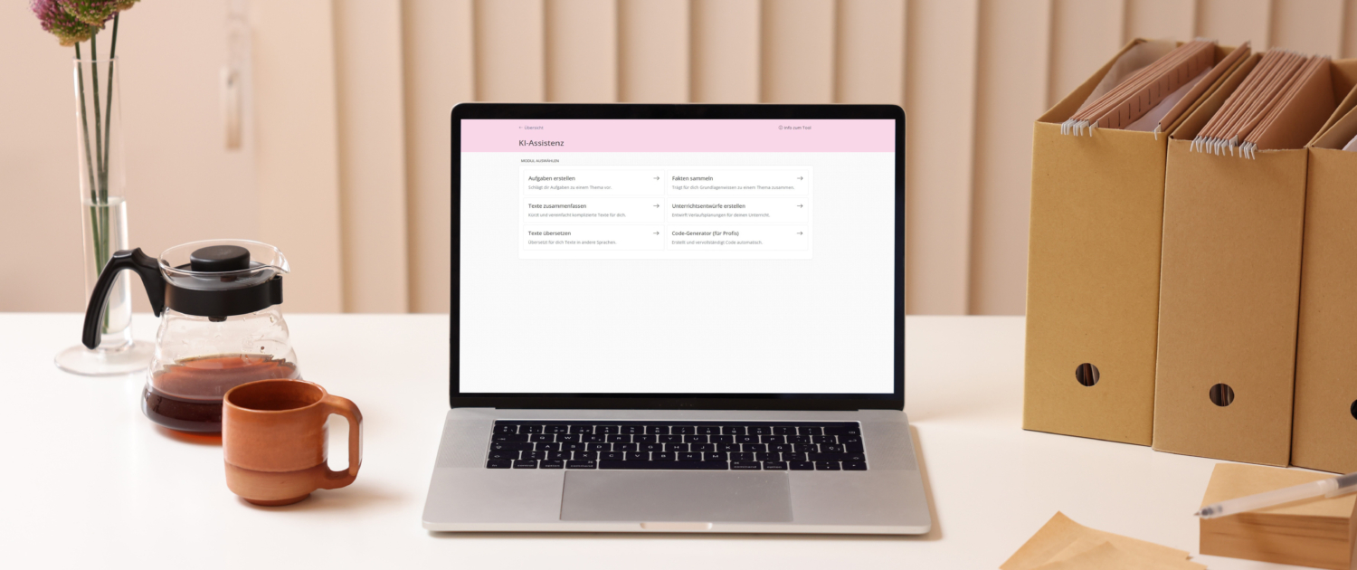 Bild eines MacBooks, auf dem ein fobizz Workshop zu sehen ist.